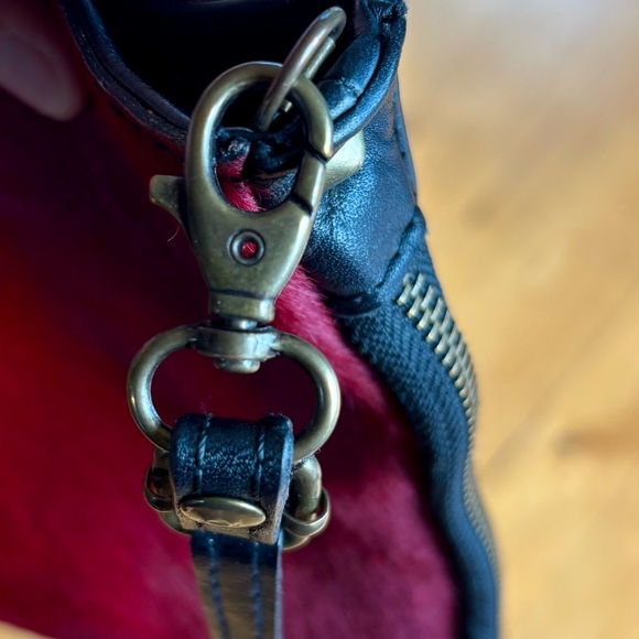 Italian Made Red Cowhide Black Leather Crossbody Bag - Picture 5 of 14